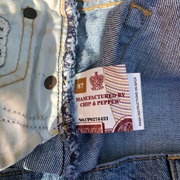 Chip & PEPPER Bare Baller Short Denim Mini Skirt Distressed Frayed Women - Picture 4 of 7